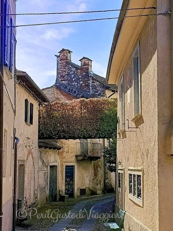 Scorcio Isola di San Giulio