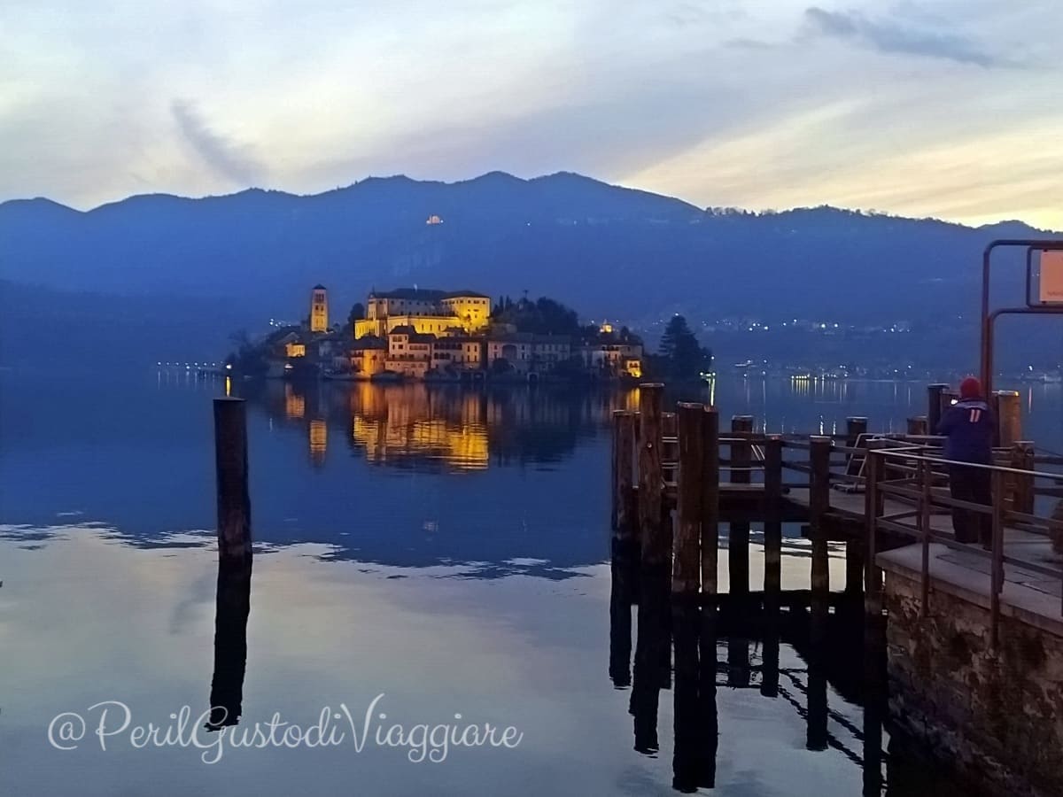 vista-lago-d'orta-da-piazza-motta