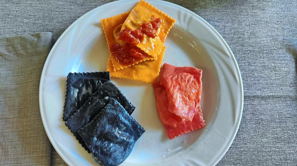 Degustazione di tortelli alla Tortelloterapia